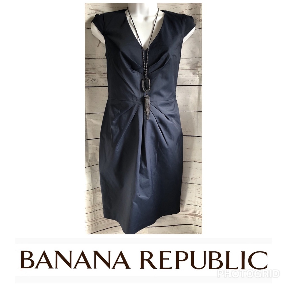 Banana Republic Ruched in Center Navy Dress Size 2 Cocktails Evening Party